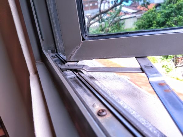 Cost of Hinged Window Replacement in Orlando